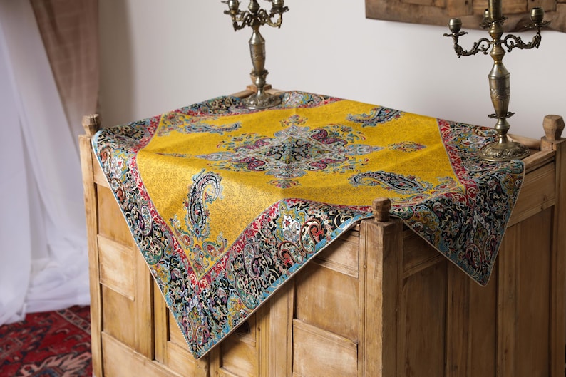 Persian Yellow Silk Termeh Tablecloth: Floral Paisley Design (100x100 cm)