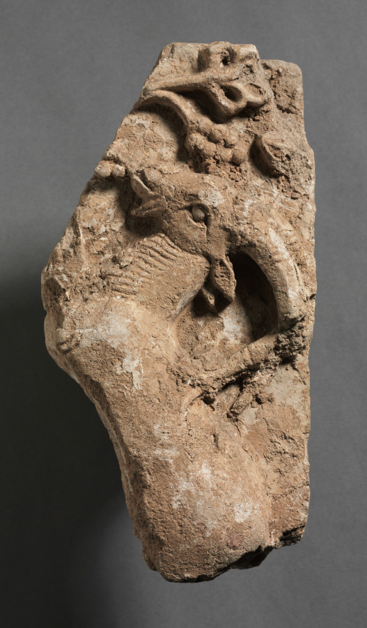 Stucco carving (Gach-bori) example