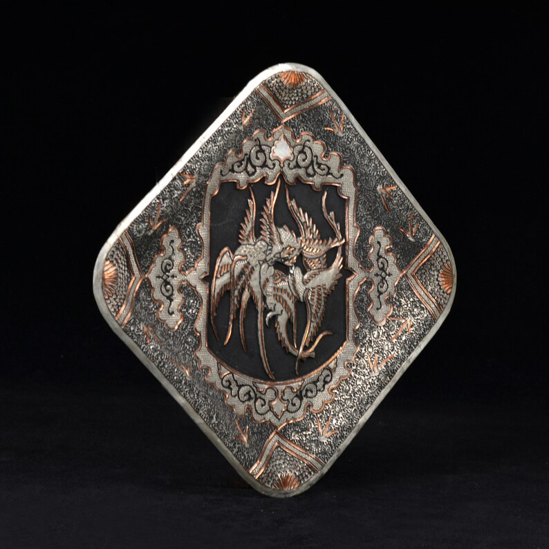 Vintage Engraved Metal Plate: Traditional Ghalamzani Art H9.8"/25cm (N3283)، نمای 3