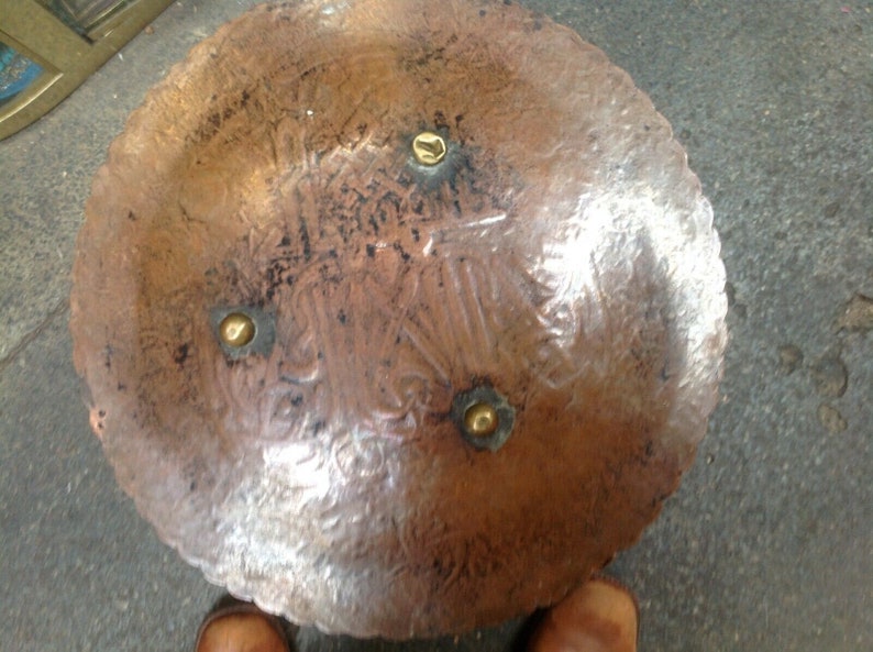 Antique Persian Copper Plate Silver Overlay Elk Damascene Tray Salver 30cm، نمای 2