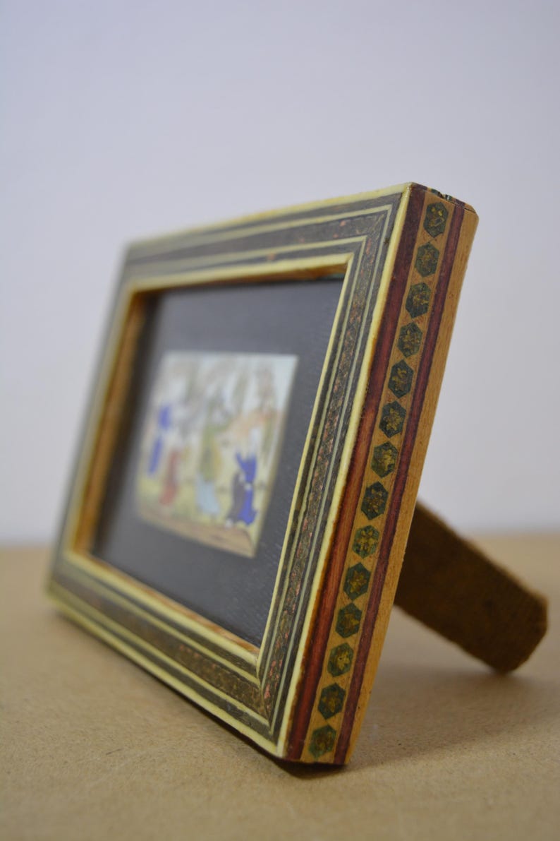 vintage Persian Middle East hand painted Suratgari miniature camel bone painting artwork d، نمای 3