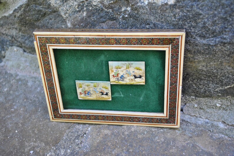 Antique Persian Camel Bone Painting Miniature Framed Artwork، نمای 3