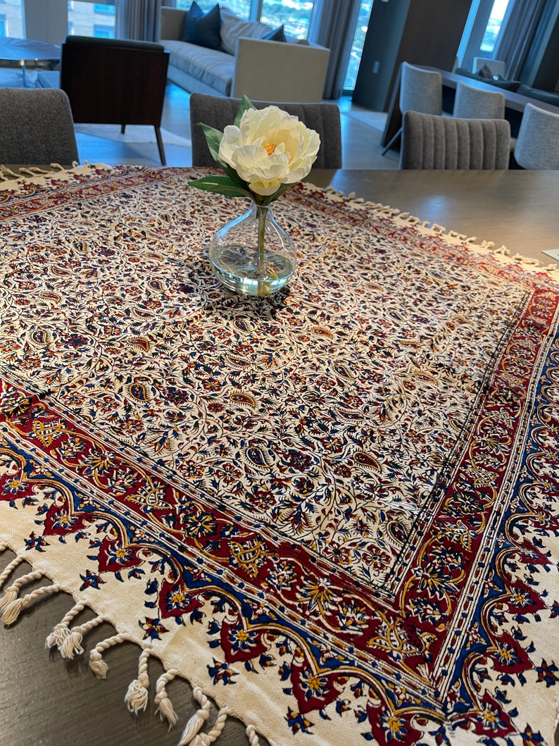 Hand-Painted Vintage Cotton Tablecloth: Floral Block Print Boho Table Topper، نمای 3