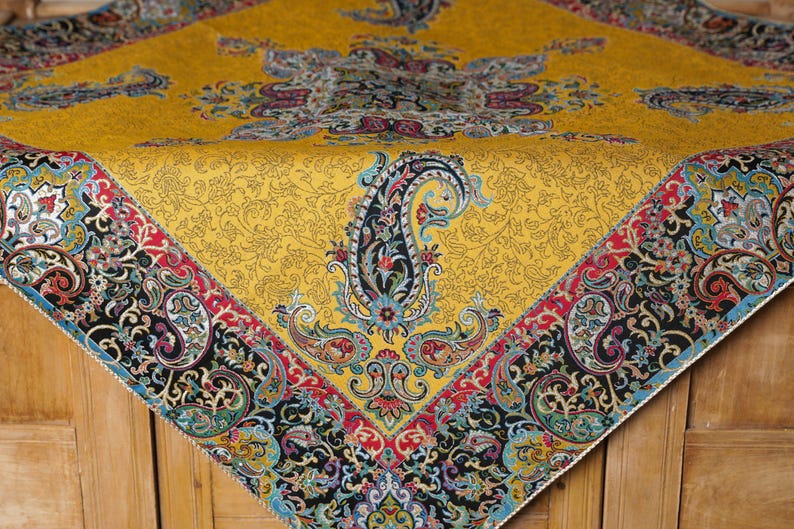 Persian Yellow Silk Termeh Tablecloth: Floral Paisley Design (100x100 cm), view 2