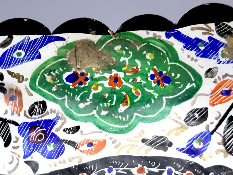 Antique Persian small bowl, enamel 19th century, hand-painted، نمای 3