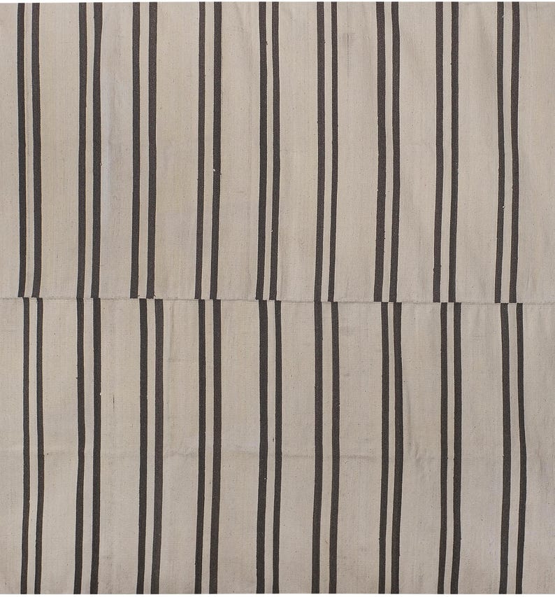 Wonderful Exceptional Early 20th Century Oversized Gabbeh Kilim with Horizontal Stripe, Ma، نمای 3
