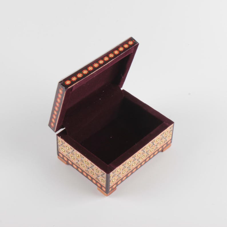 Khatam Jewelry Box Persian : Marquetry Box with Handmade Miniature Painting، نمای 2