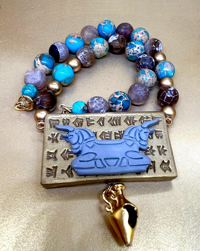 Ancient Persian Jewelry Set: Handmade Clay Necklace & Earrings، نمای 2