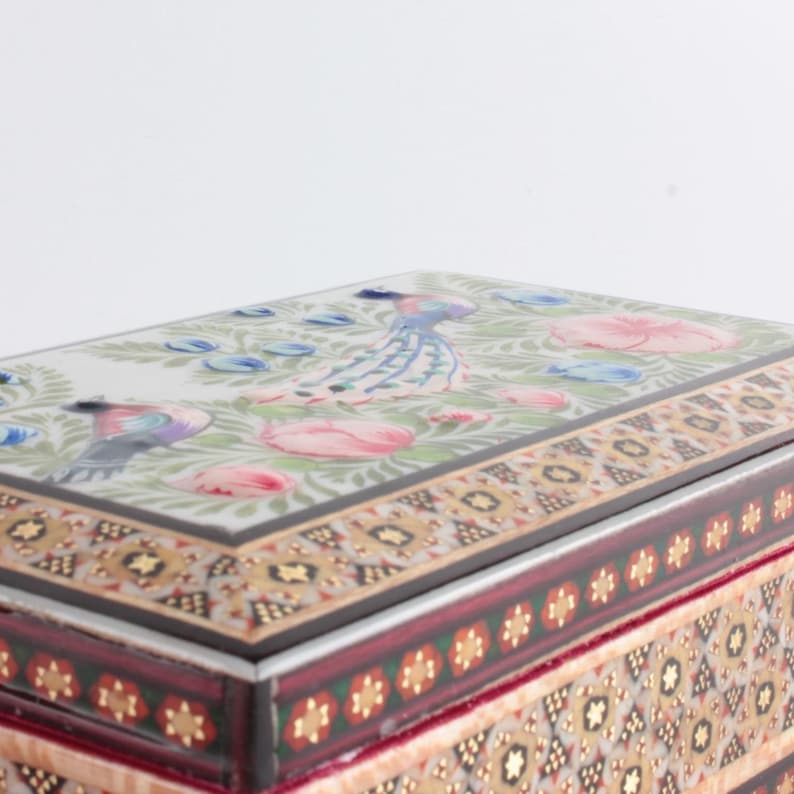 Hand-Painted Persian Khatam Box: Floral Bird Miniature Art Jewelry Box، نمای 3