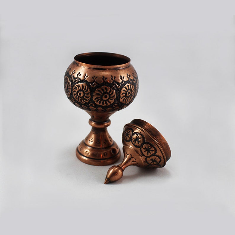 Ghalamzani Sugar Bowl, art of engraving on metal، نمای 2